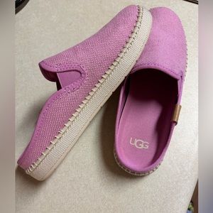 UGG purple Delu slip ons